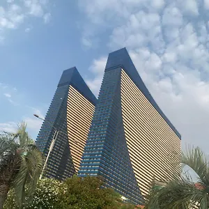 Orbi Twin Towers C Block Апартаменты